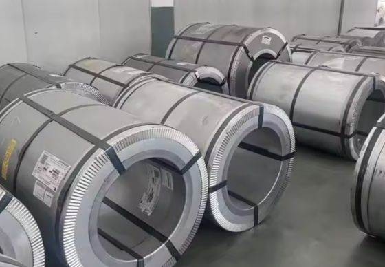 Хорошая цена. 1000 мм ширины Неориентированная электрическая сталь Индукция высокой насыщенности для перерабатываемых и устойчивых приложений онлайн